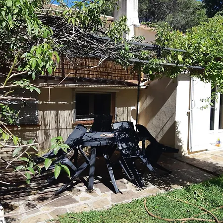 Apartment En Rez De Saint-Raphael (Var)